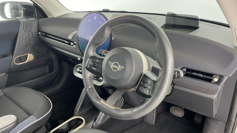 MINI Cooper 135kW E Classic [Level 1] 41kWh 3dr Auto Electric Hatchback